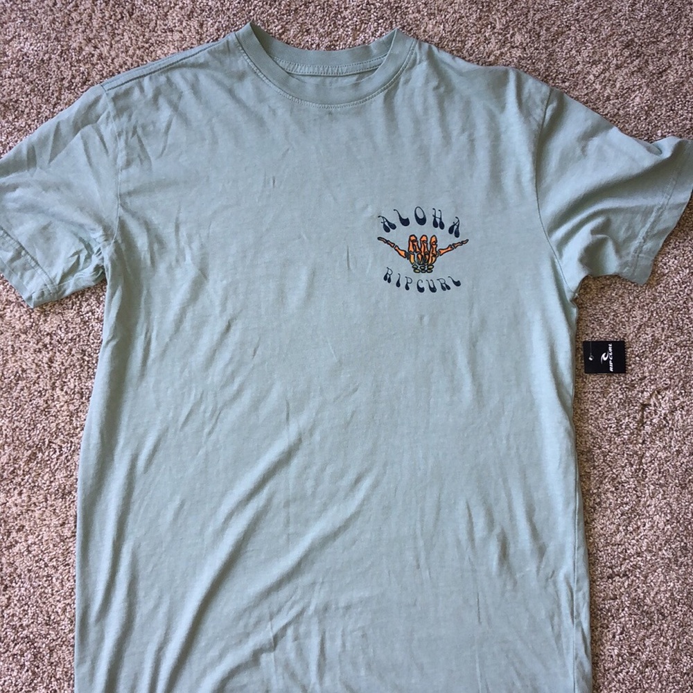 men’s small ripcurl t-shirt
